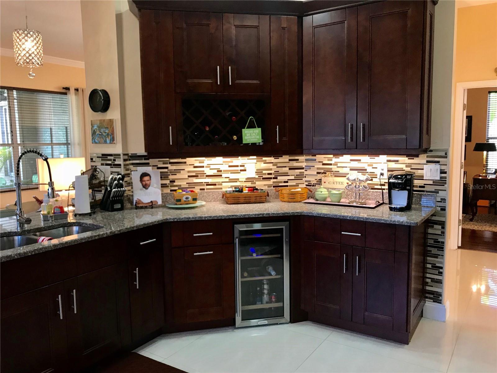 6273 DONNINGTON CT — photo 12