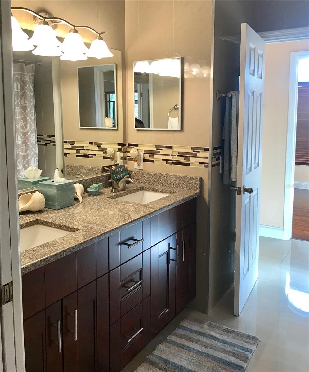 6273 DONNINGTON CT — photo 5