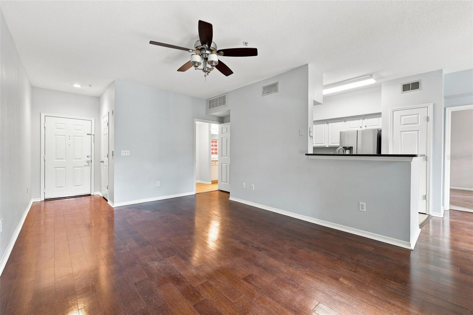 2010 E PALM AVE #14320 — photo 5