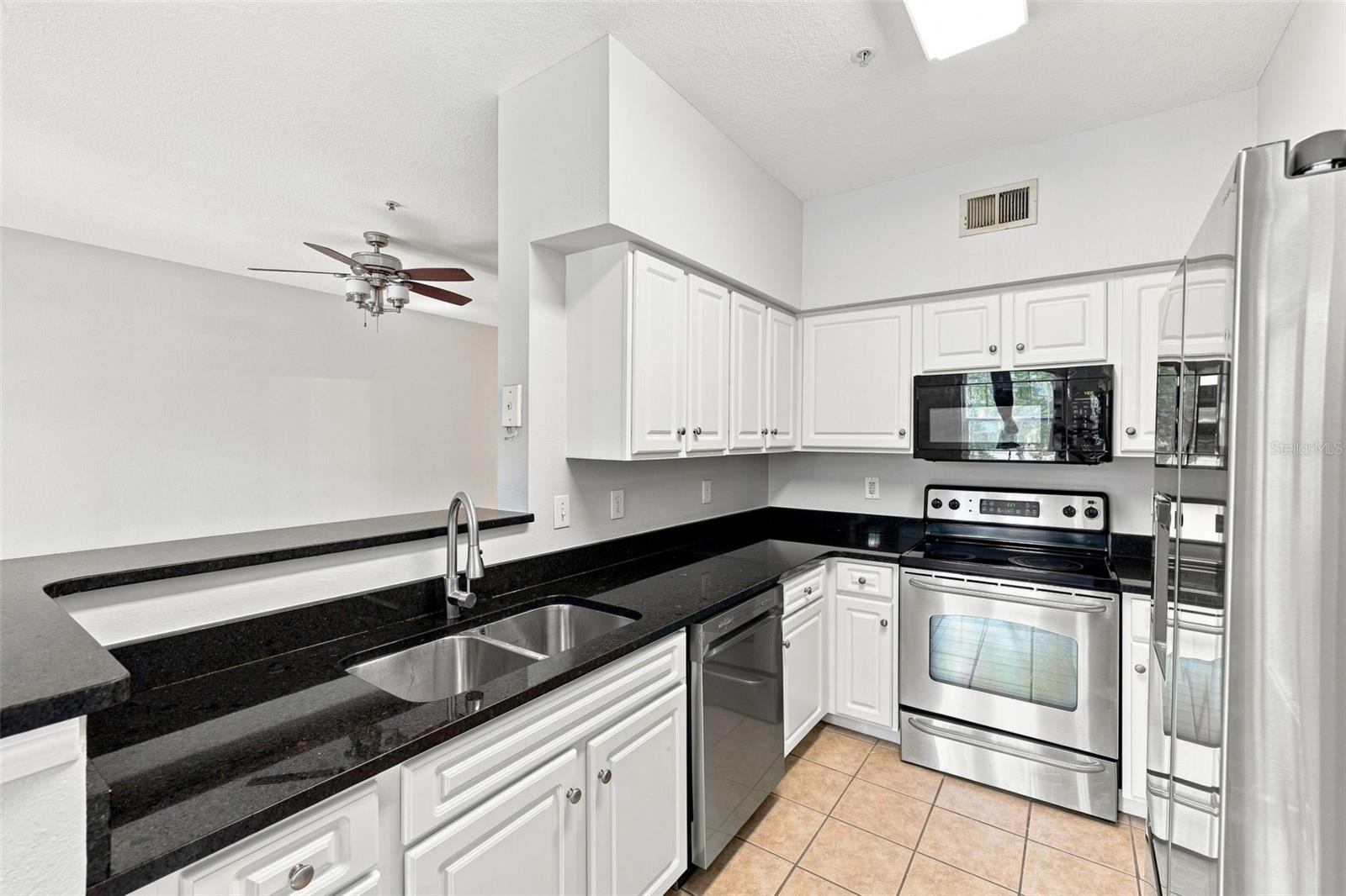 2010 E PALM AVE #14320 — photo 12