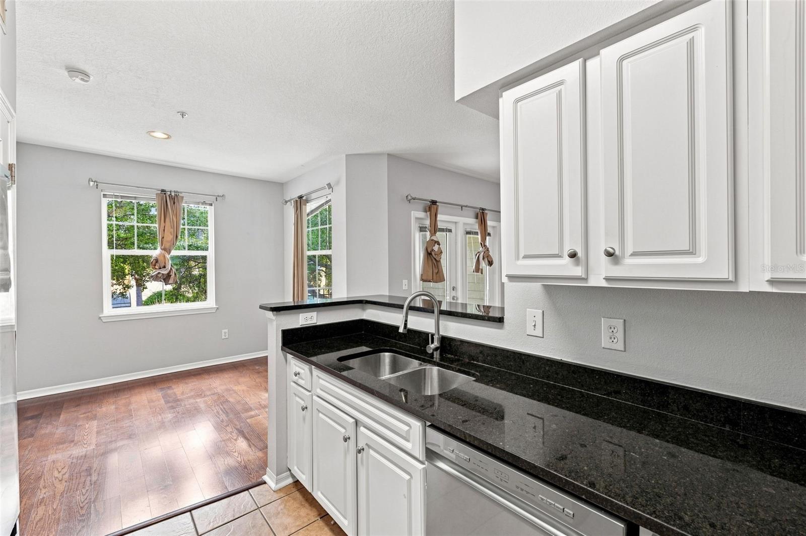 2010 E PALM AVE #14320 — photo 13