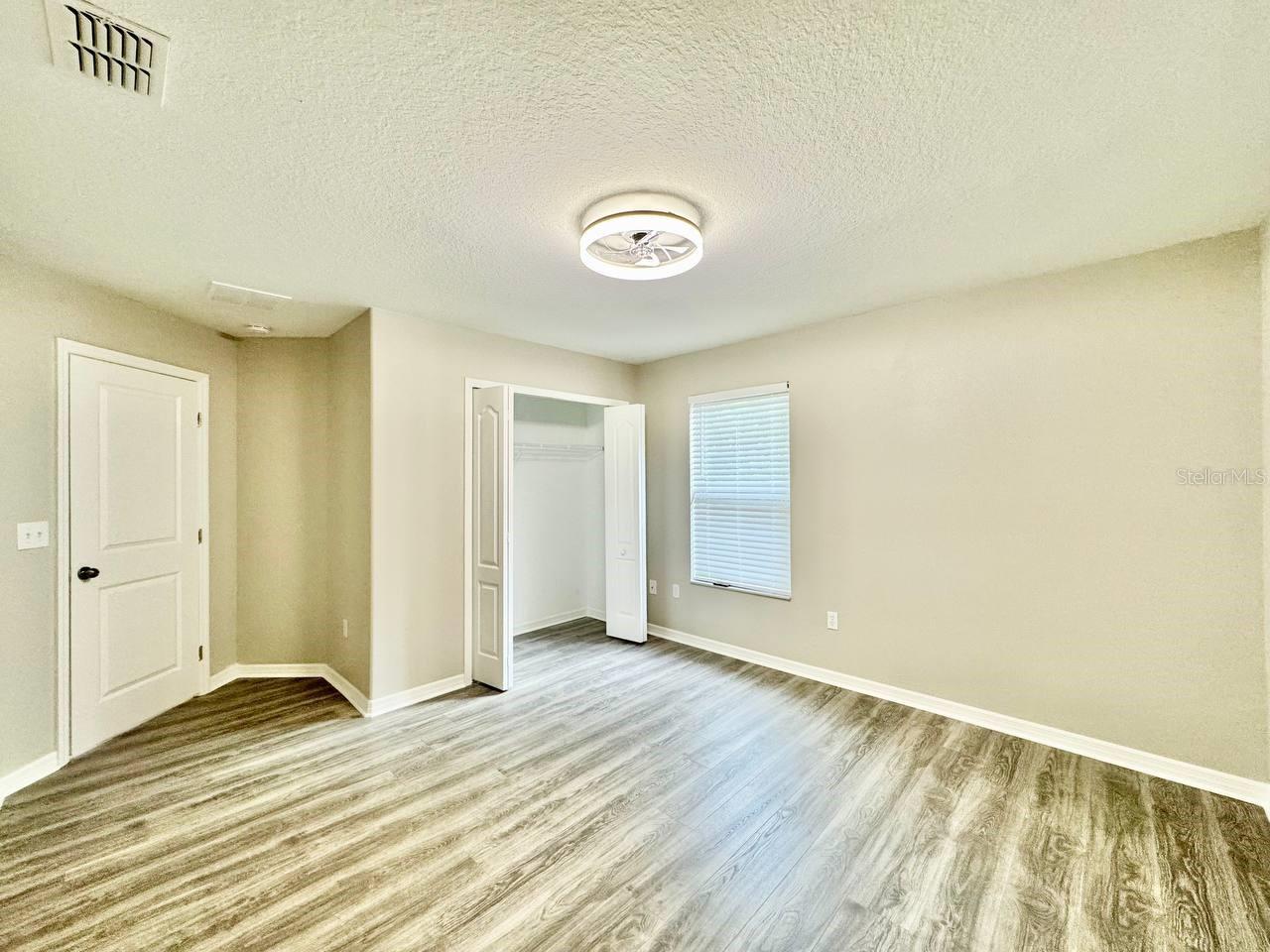 12534 CHENWOOD AVE — photo 27