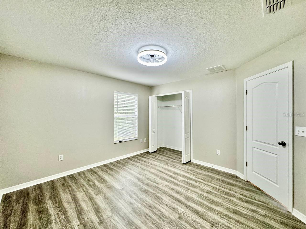 12534 CHENWOOD AVE — photo 30