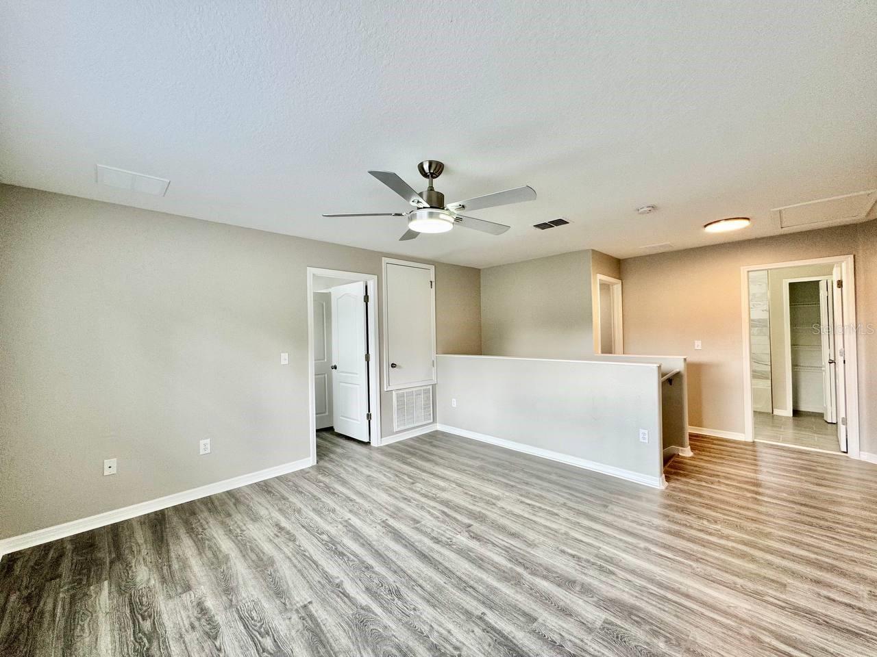 12534 CHENWOOD AVE — photo 21