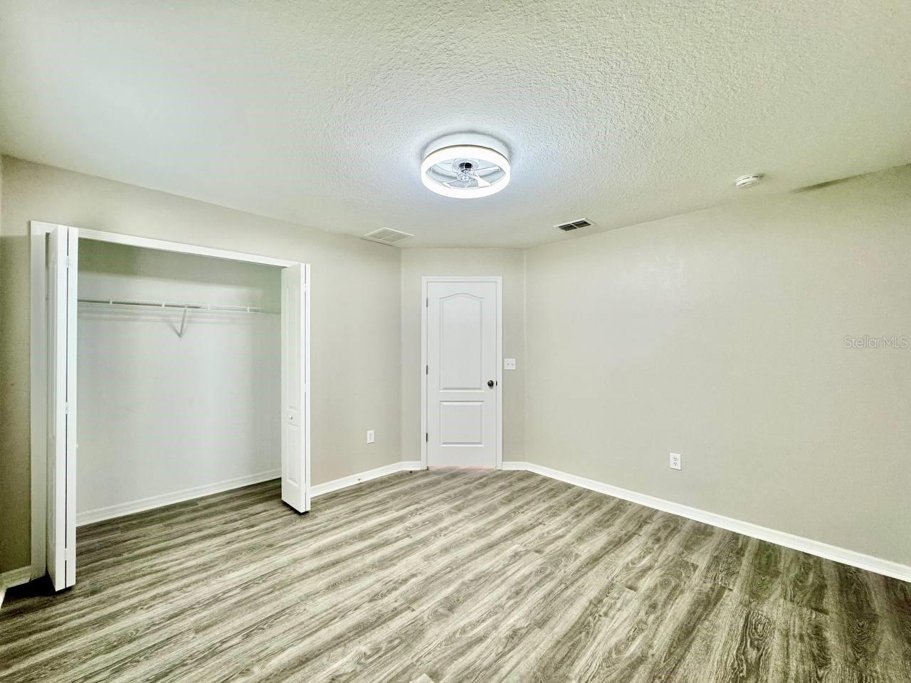 12534 CHENWOOD AVE — photo 31