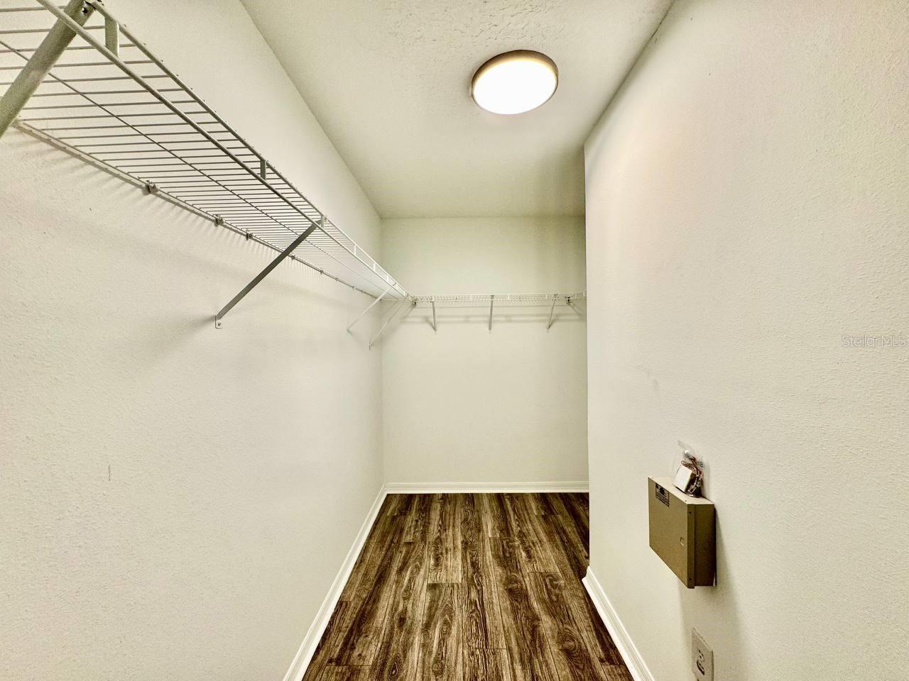 12534 CHENWOOD AVE — photo 13