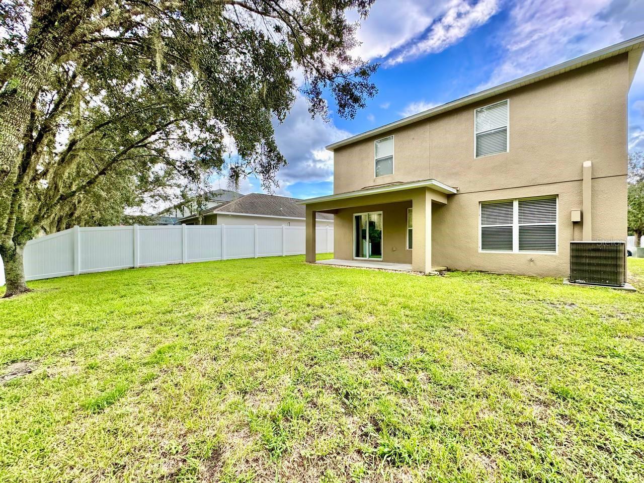 12534 CHENWOOD AVE — photo 37