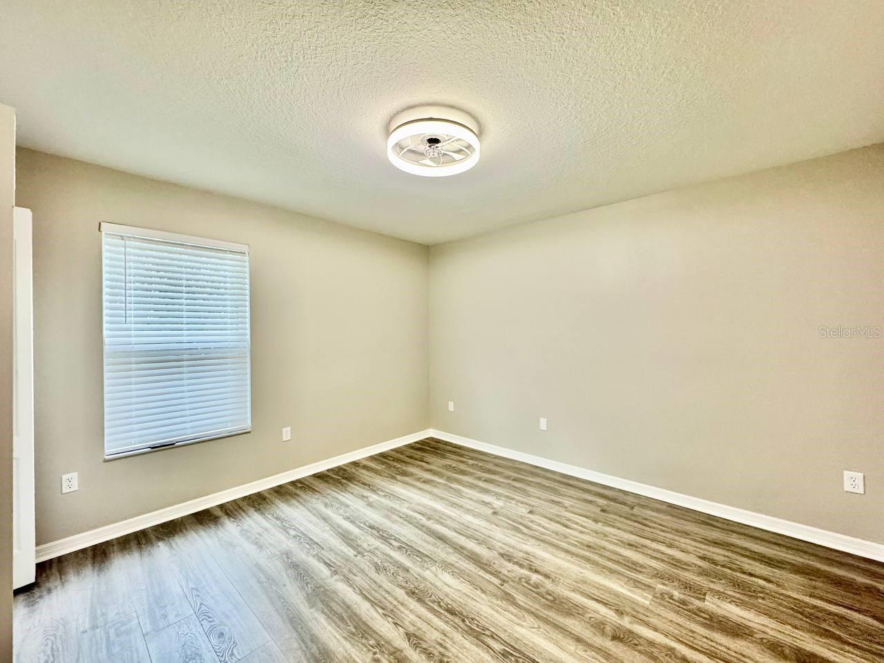 12534 CHENWOOD AVE — photo 25
