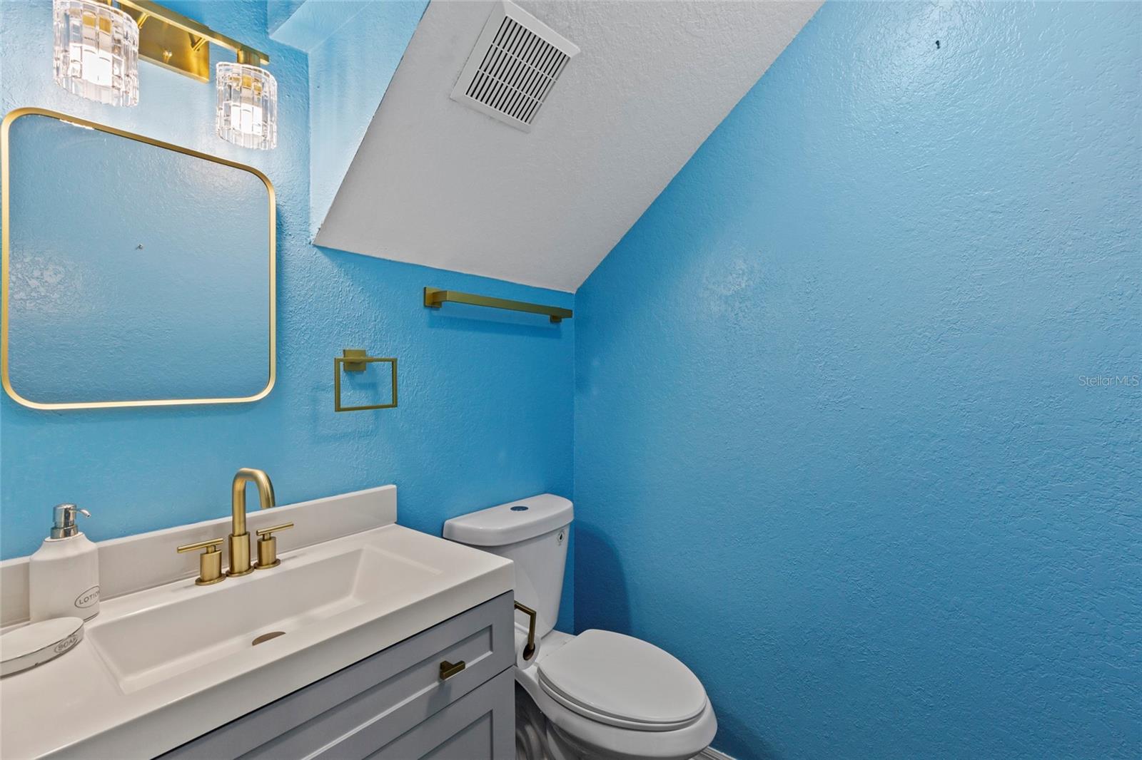 1522 SUMMERGATE DR — photo 22