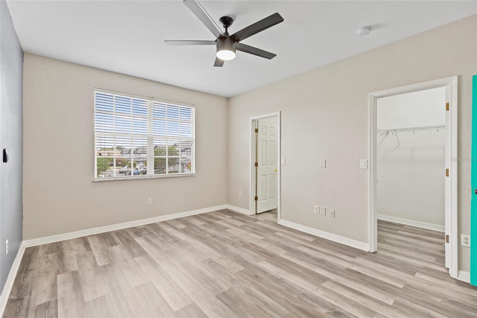 1522 SUMMERGATE DR — photo 28