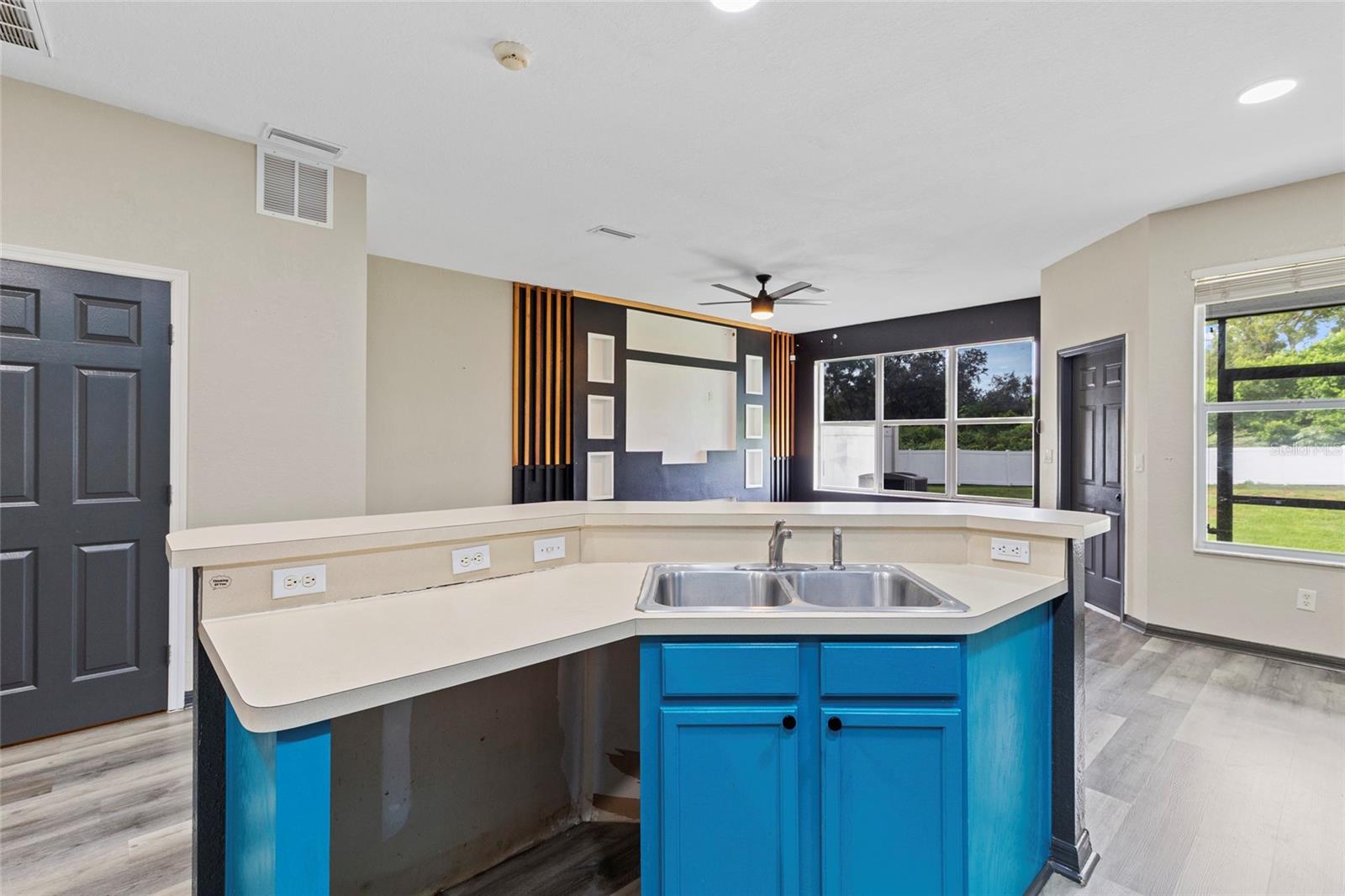 1522 SUMMERGATE DR — photo 21