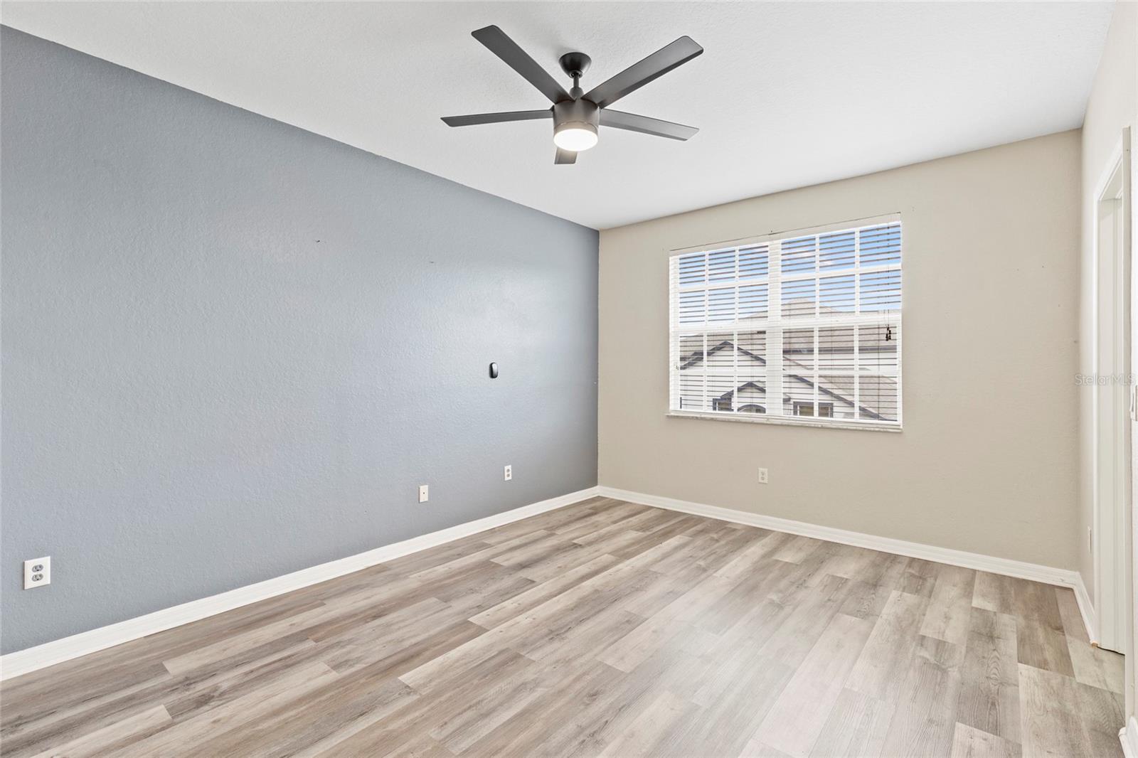 1522 SUMMERGATE DR — photo 25