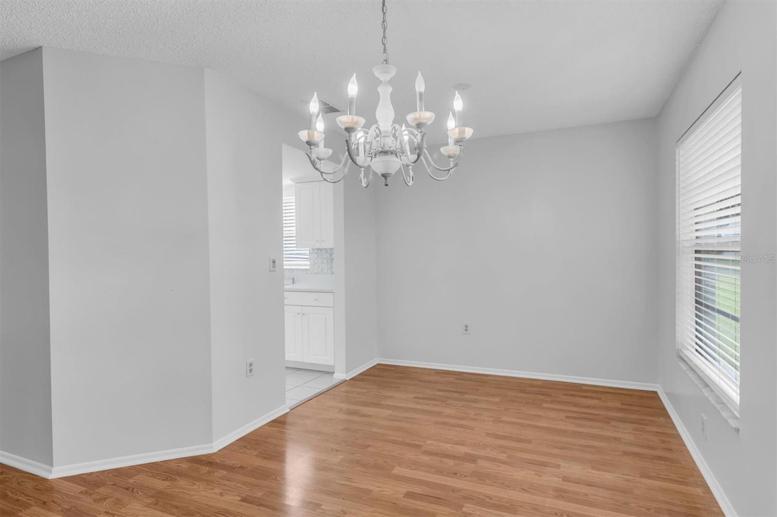 9528 BUNKER HILL CT — photo 9