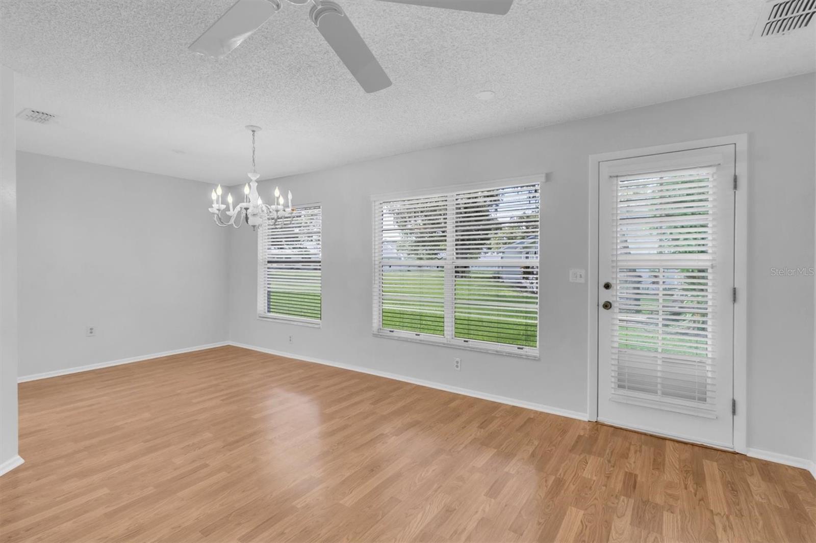 9528 BUNKER HILL CT — photo 8