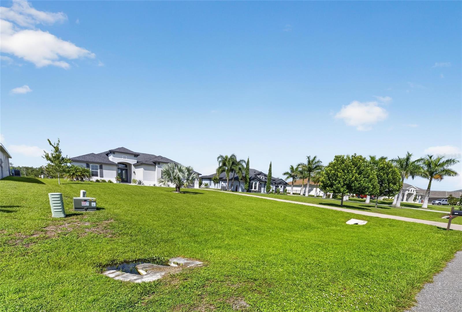 5218 LAKE VENICE DR — photo 61