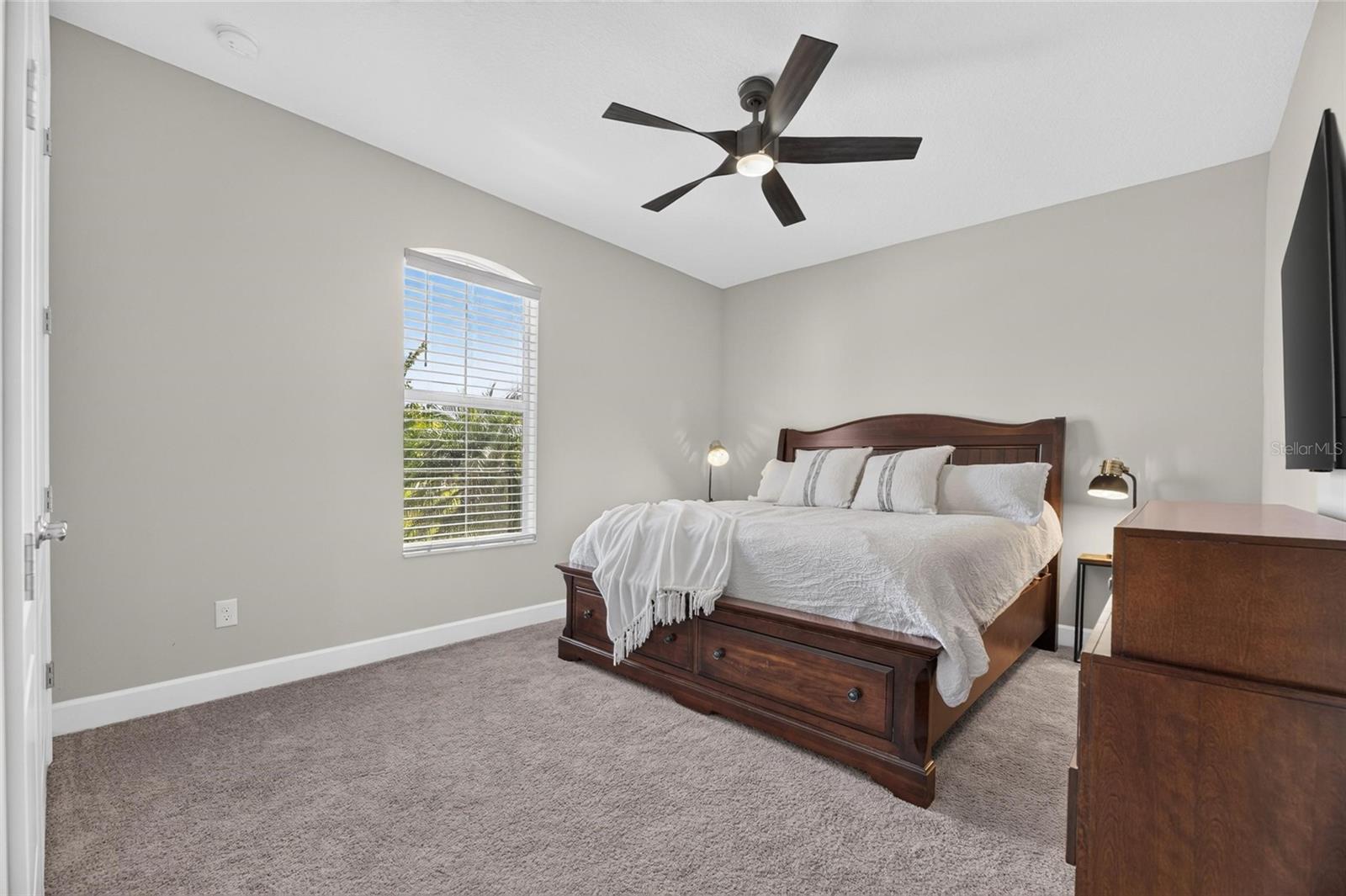 5218 LAKE VENICE DR — photo 44