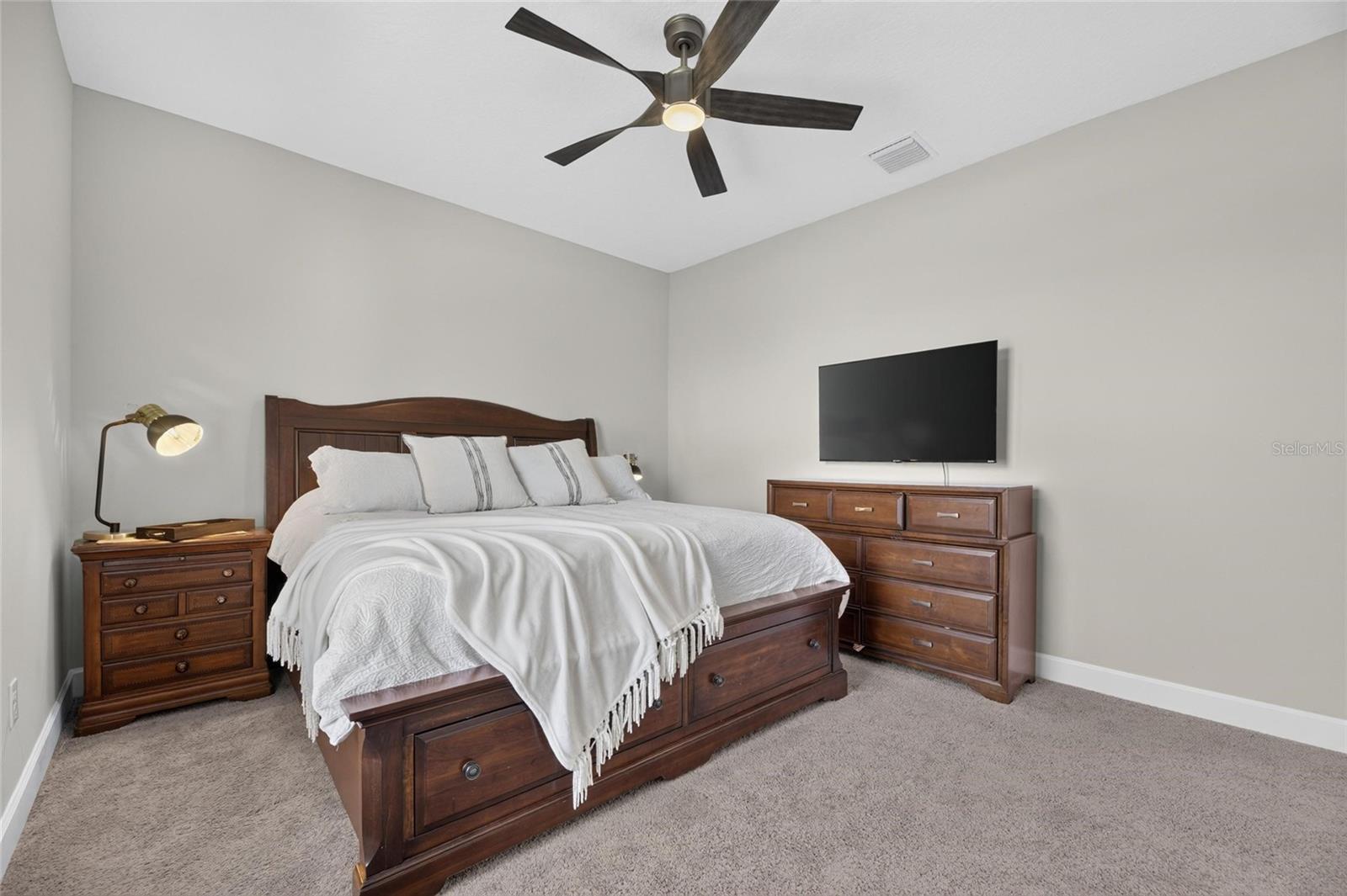5218 LAKE VENICE DR — photo 45