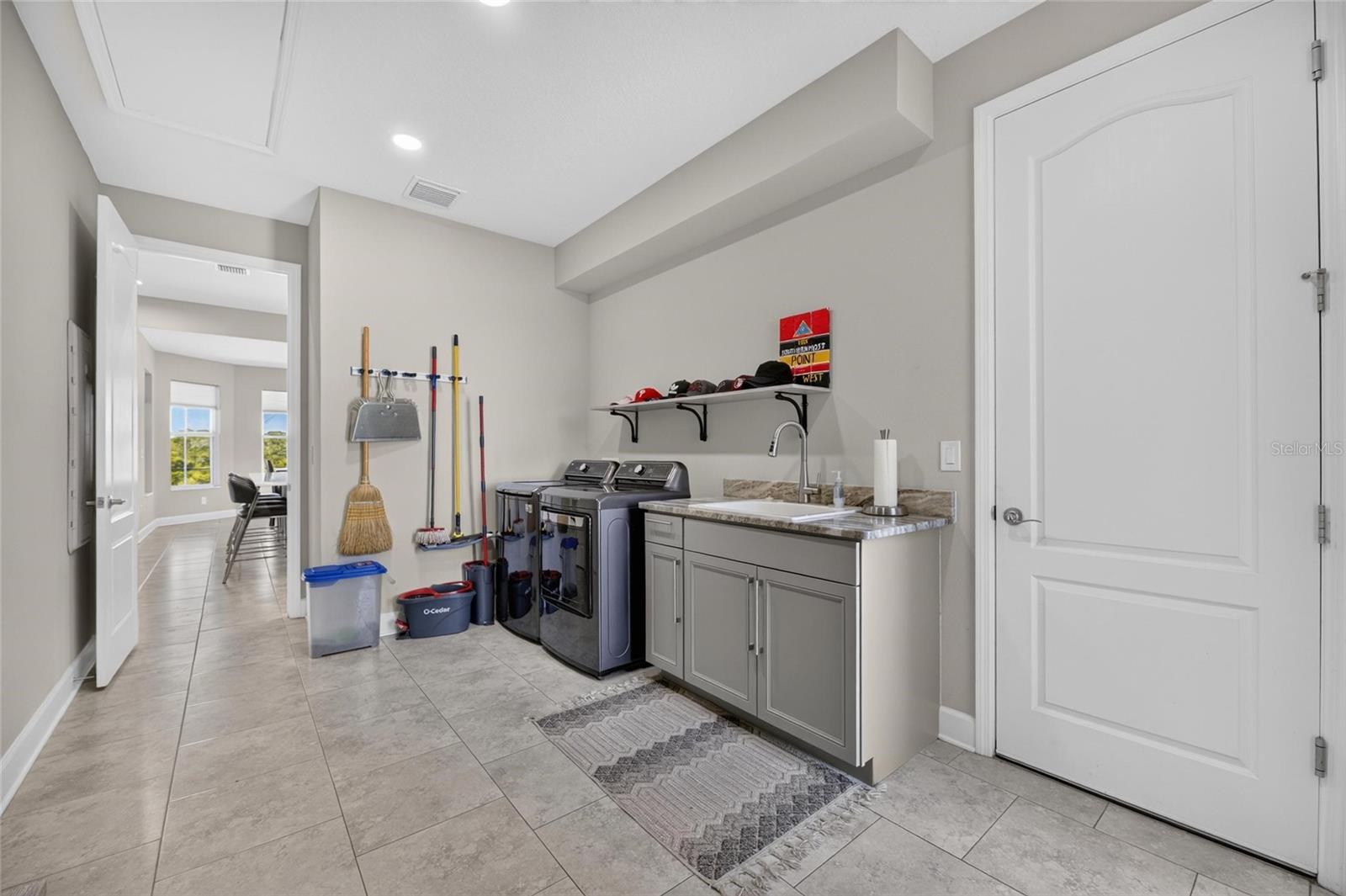 5218 LAKE VENICE DR — photo 13
