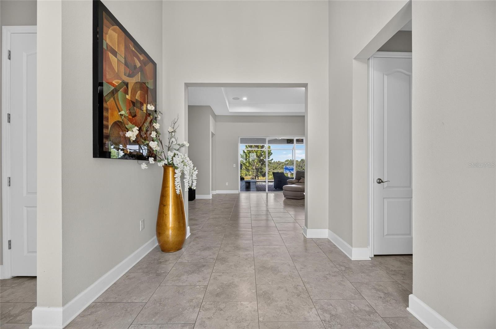 5218 LAKE VENICE DR — photo 4