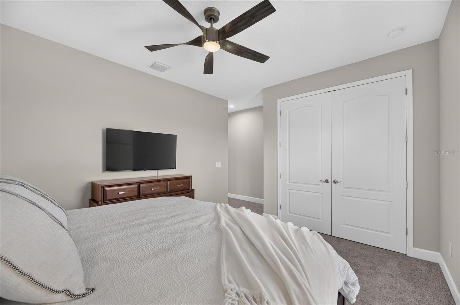 5218 LAKE VENICE DR — photo 46
