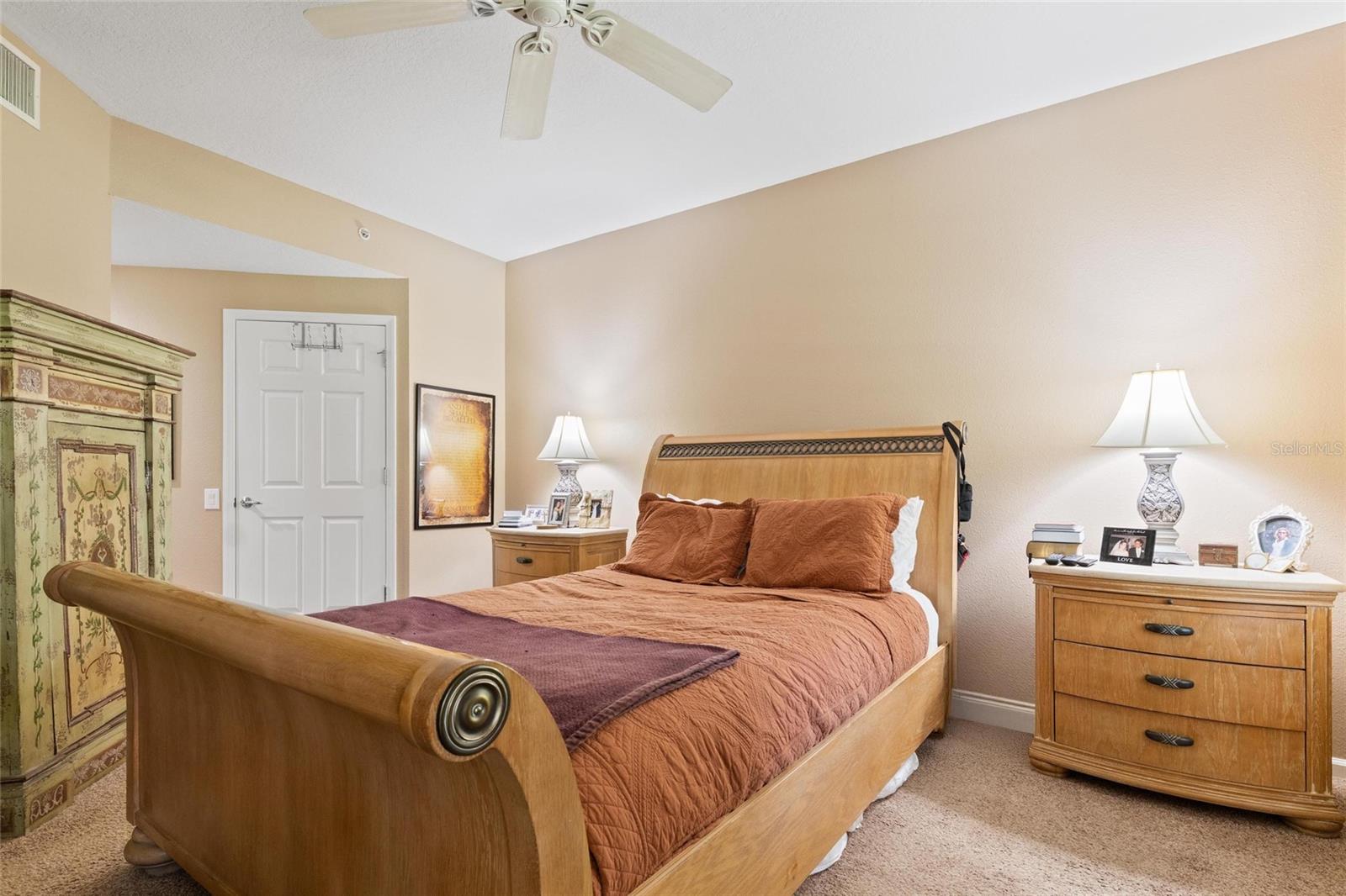 2061 CARRIAGE LN #104 — photo 14