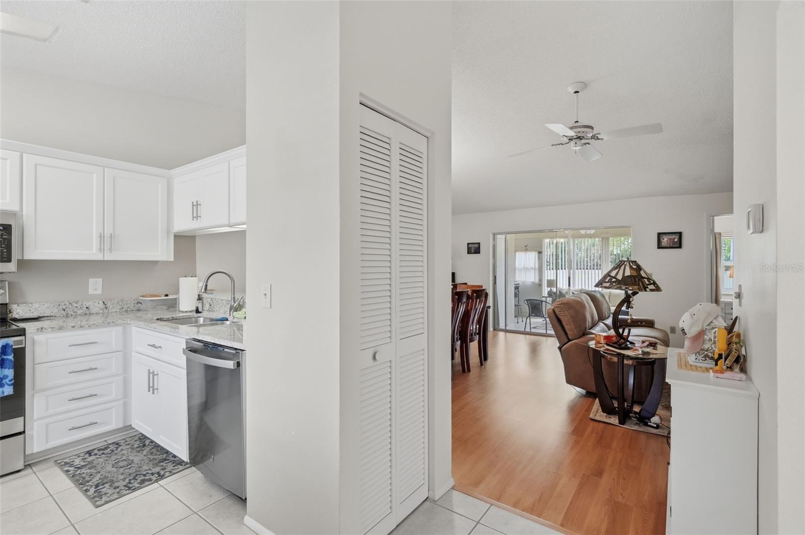 3828 SAILMAKER LN — photo 4