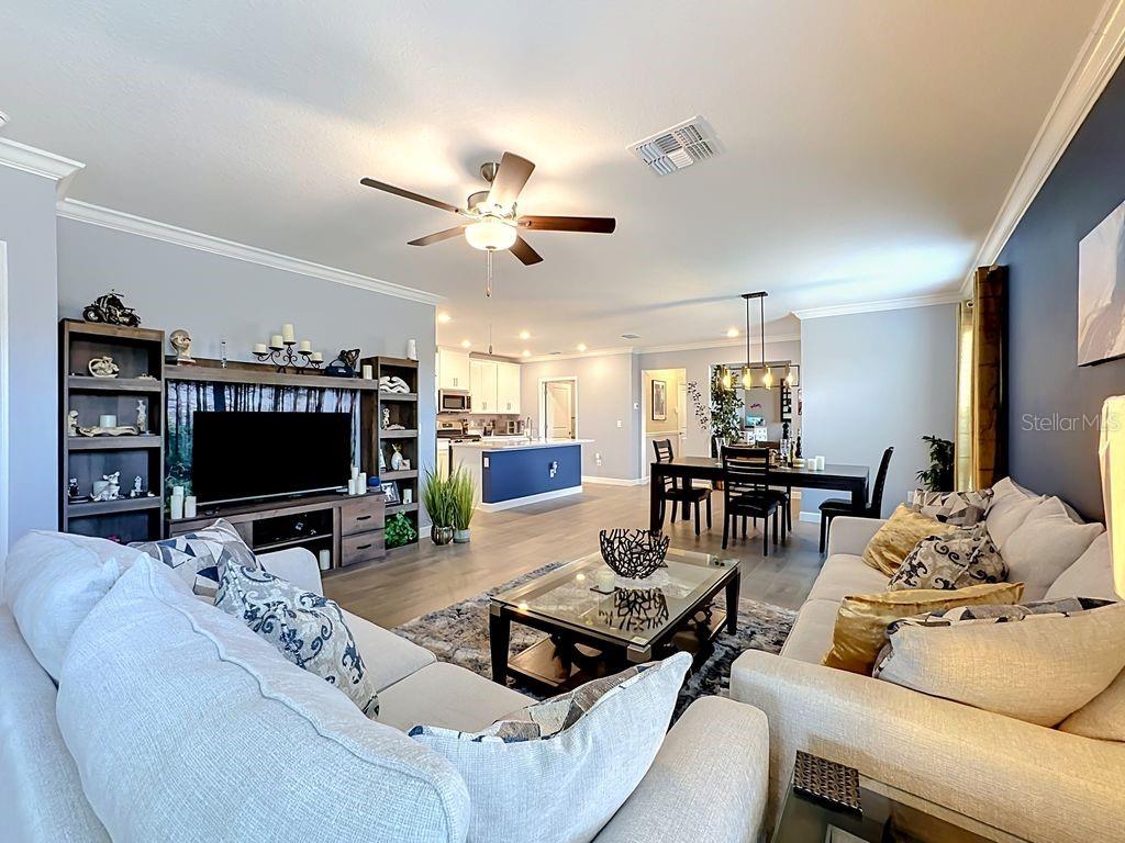 17255 HOLLY WELL AVE — photo 34