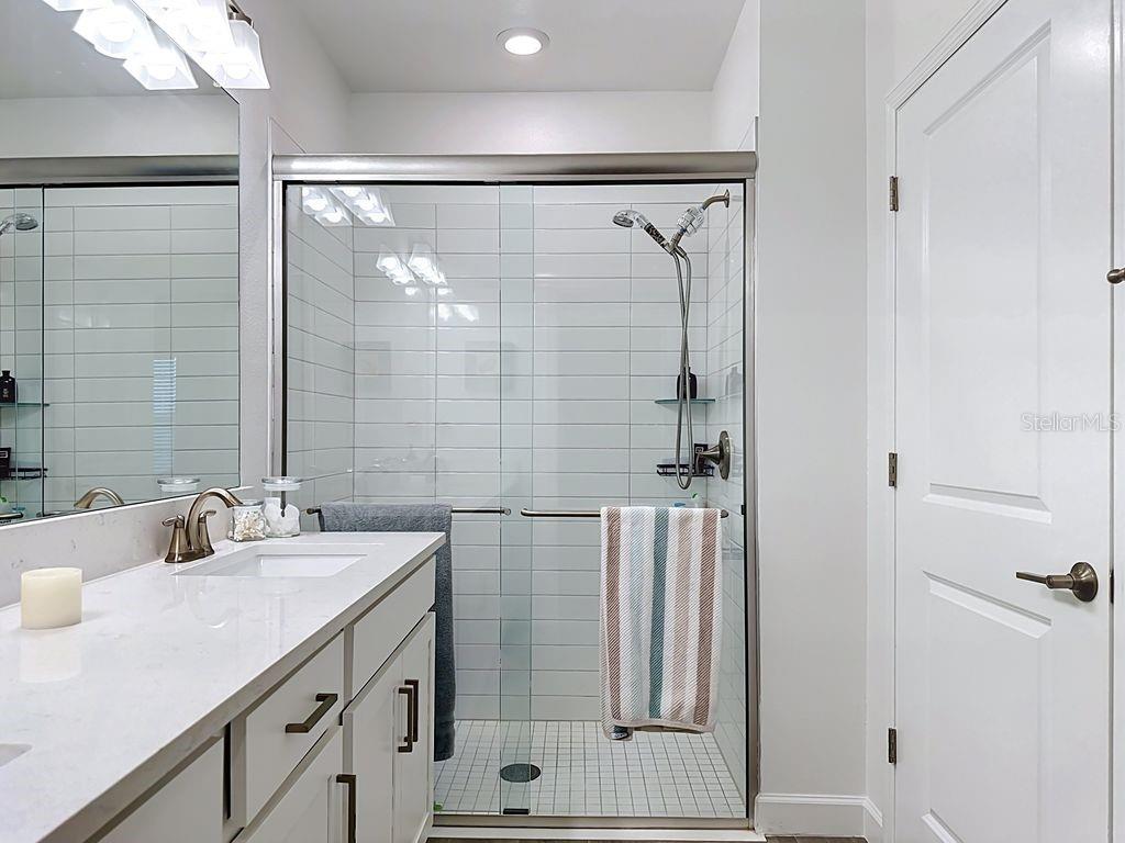 17255 HOLLY WELL AVE — photo 49
