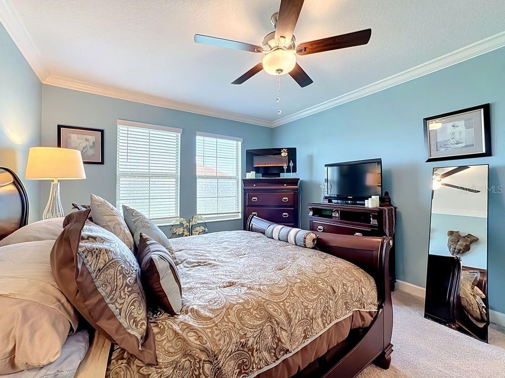 17255 HOLLY WELL AVE — photo 42