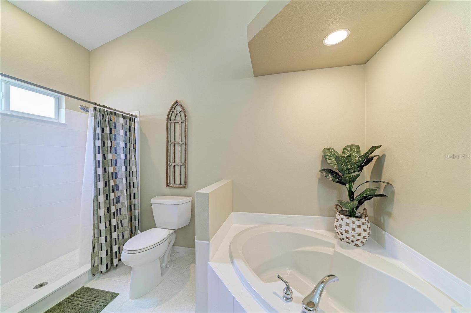 6690 TAILFEATHER WAY — photo 23