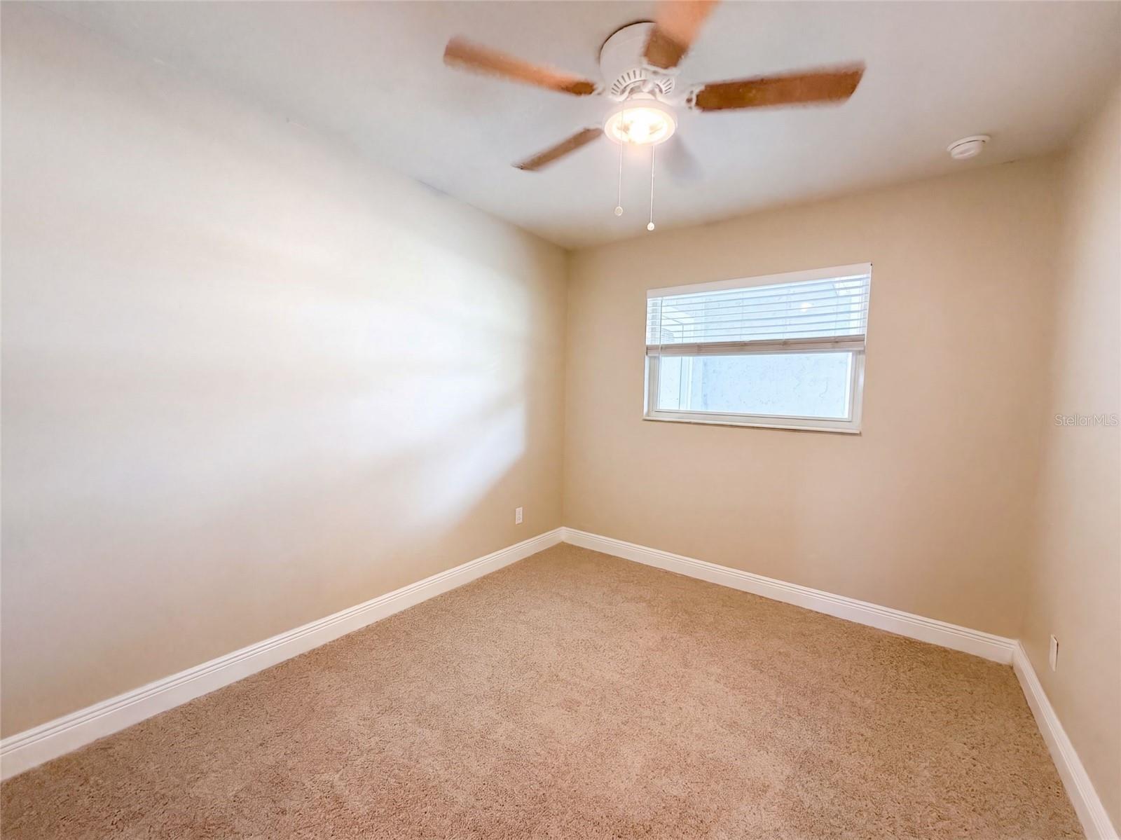 121 INWOOD CIR — photo 5