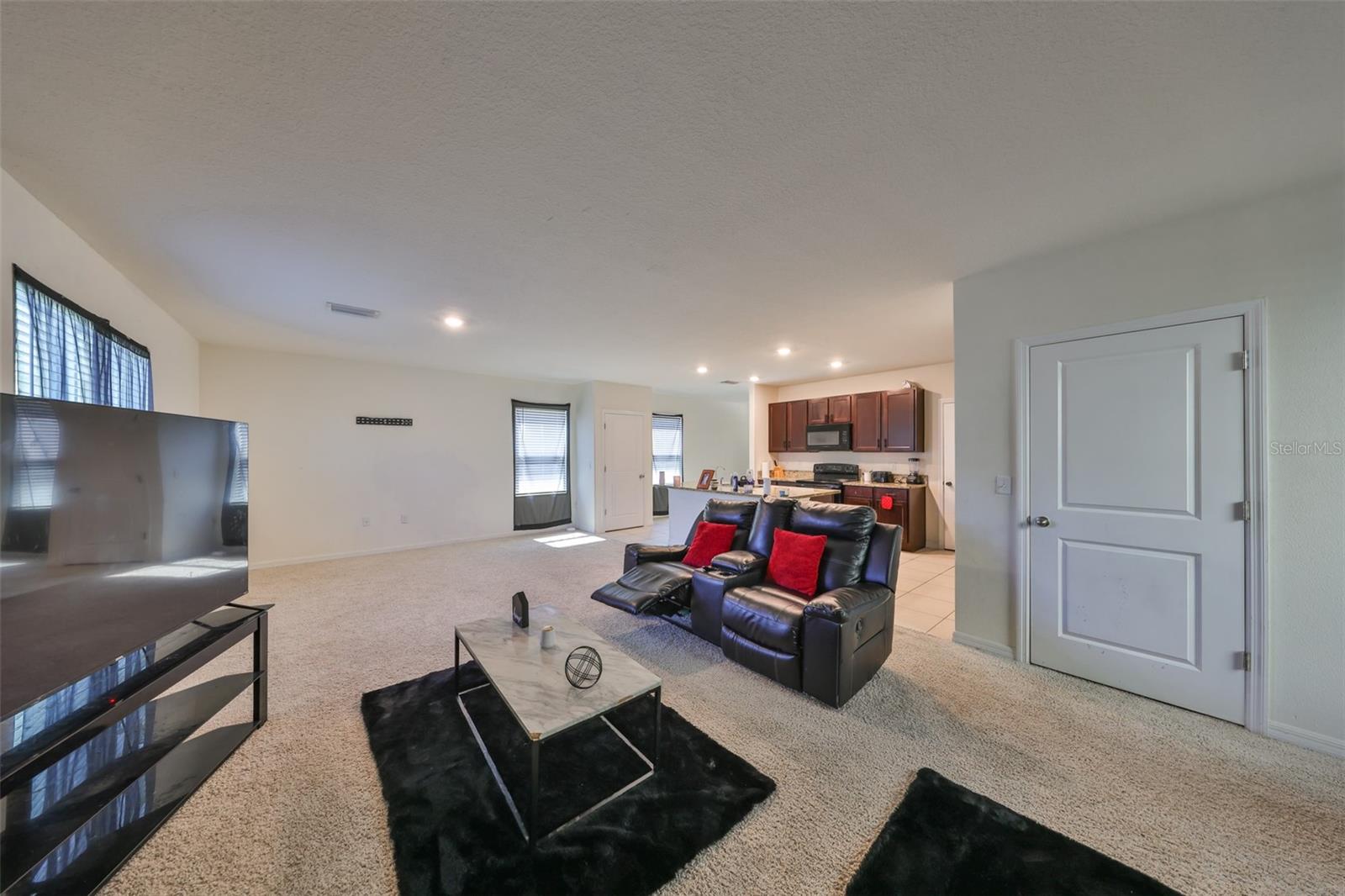 10967 CARLTON FIELDS DR — photo 5