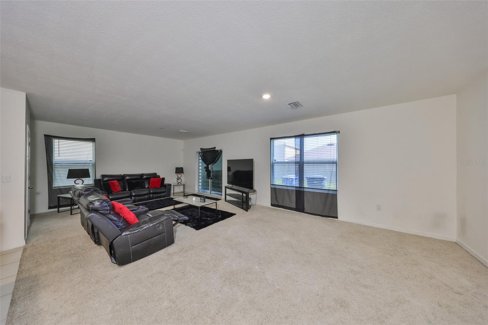 10967 CARLTON FIELDS DR — photo 6