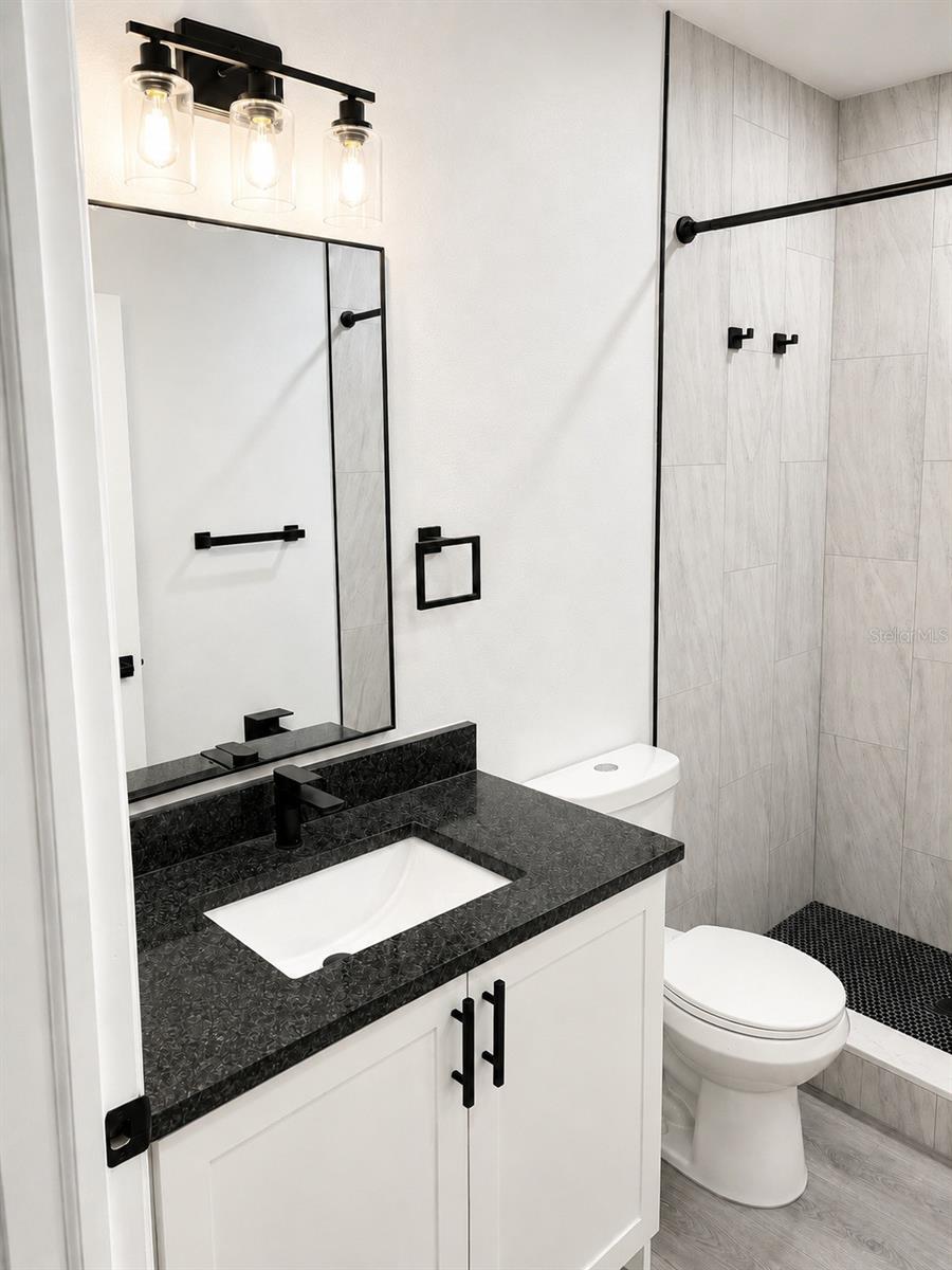1710 W NORTH B ST #2 — photo 6