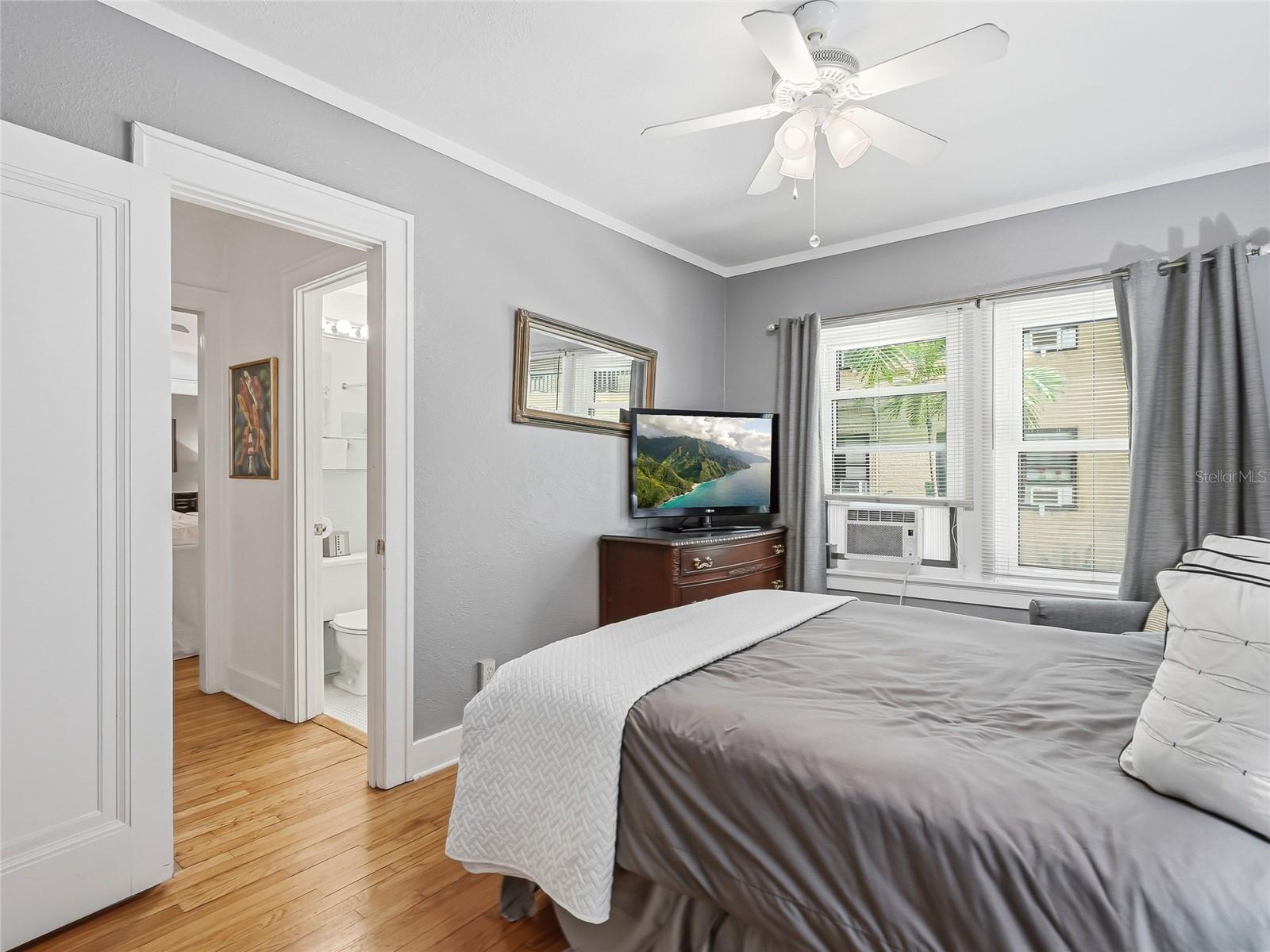 130 4TH AVE N #107 — photo 16