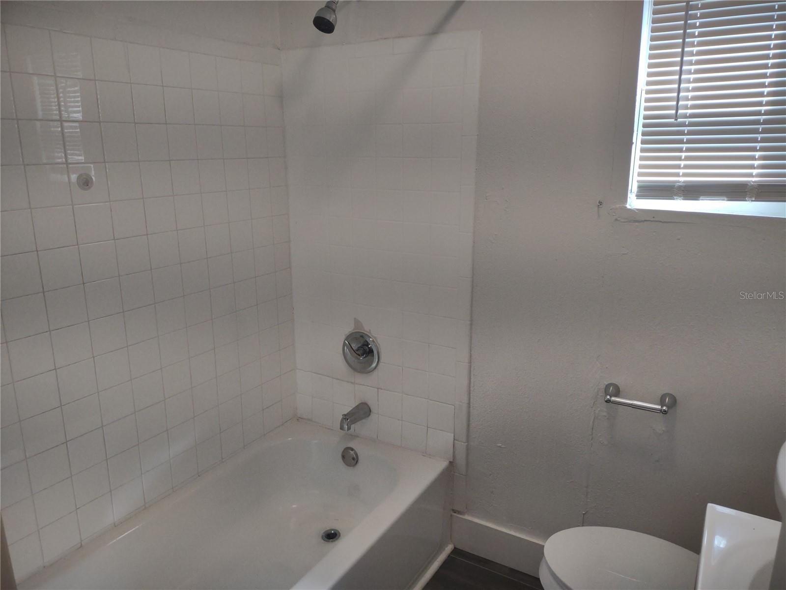 1407 MONROE AVE — photo 8