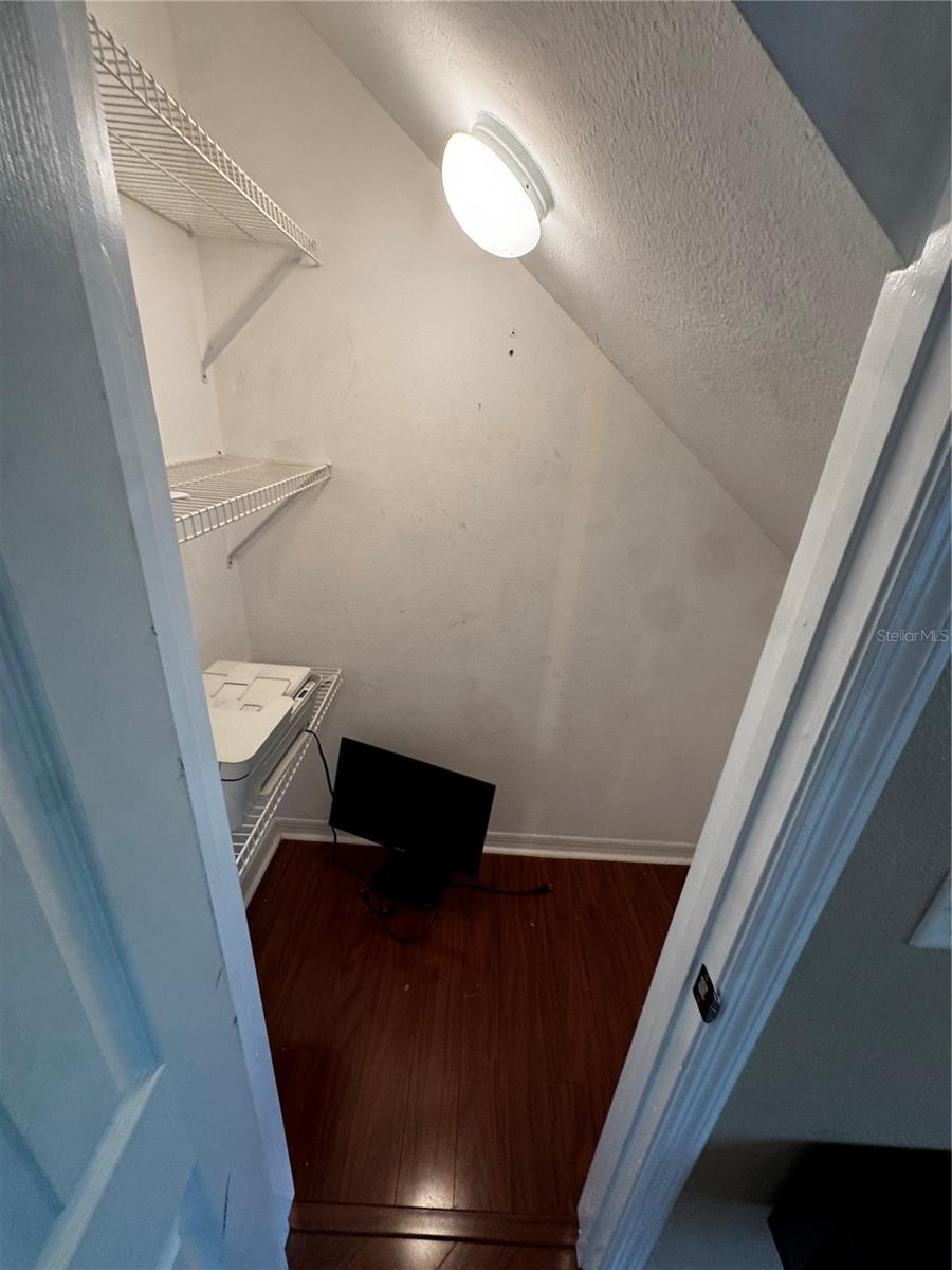 10851 KENSINGTON PARK AVE — photo 11