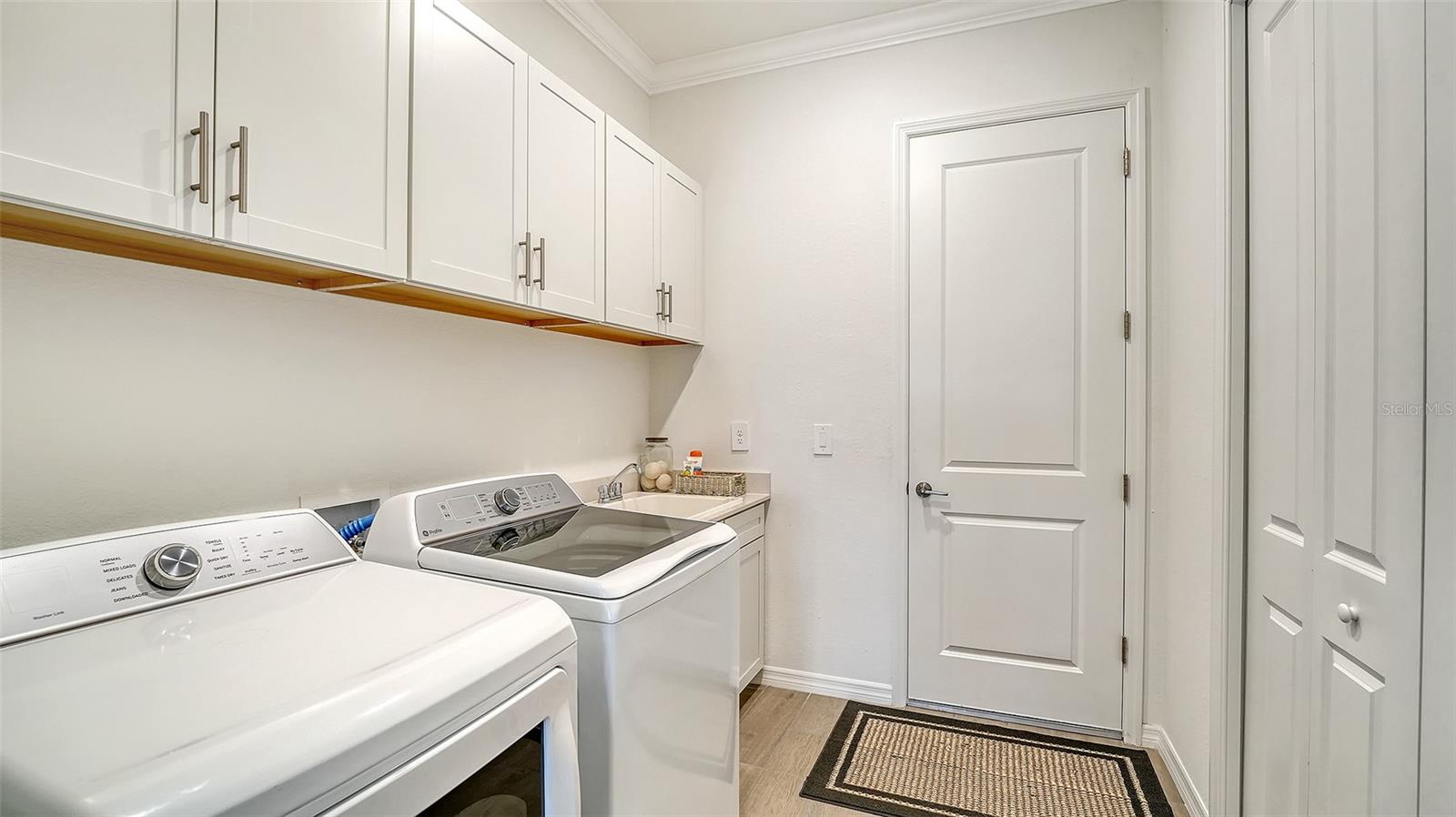 17285 ALBATROSS RD — photo 36