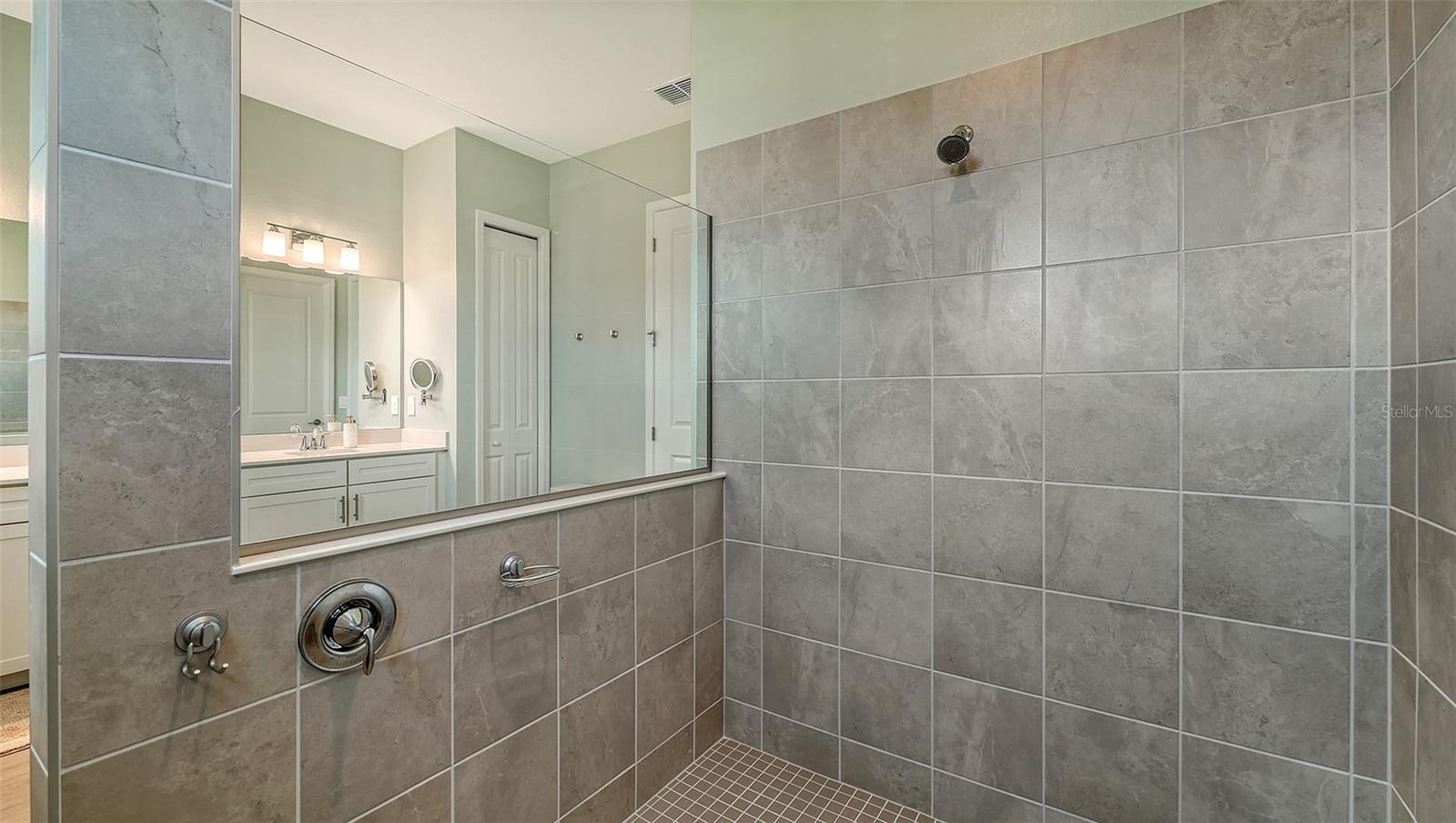 17285 ALBATROSS RD — photo 27