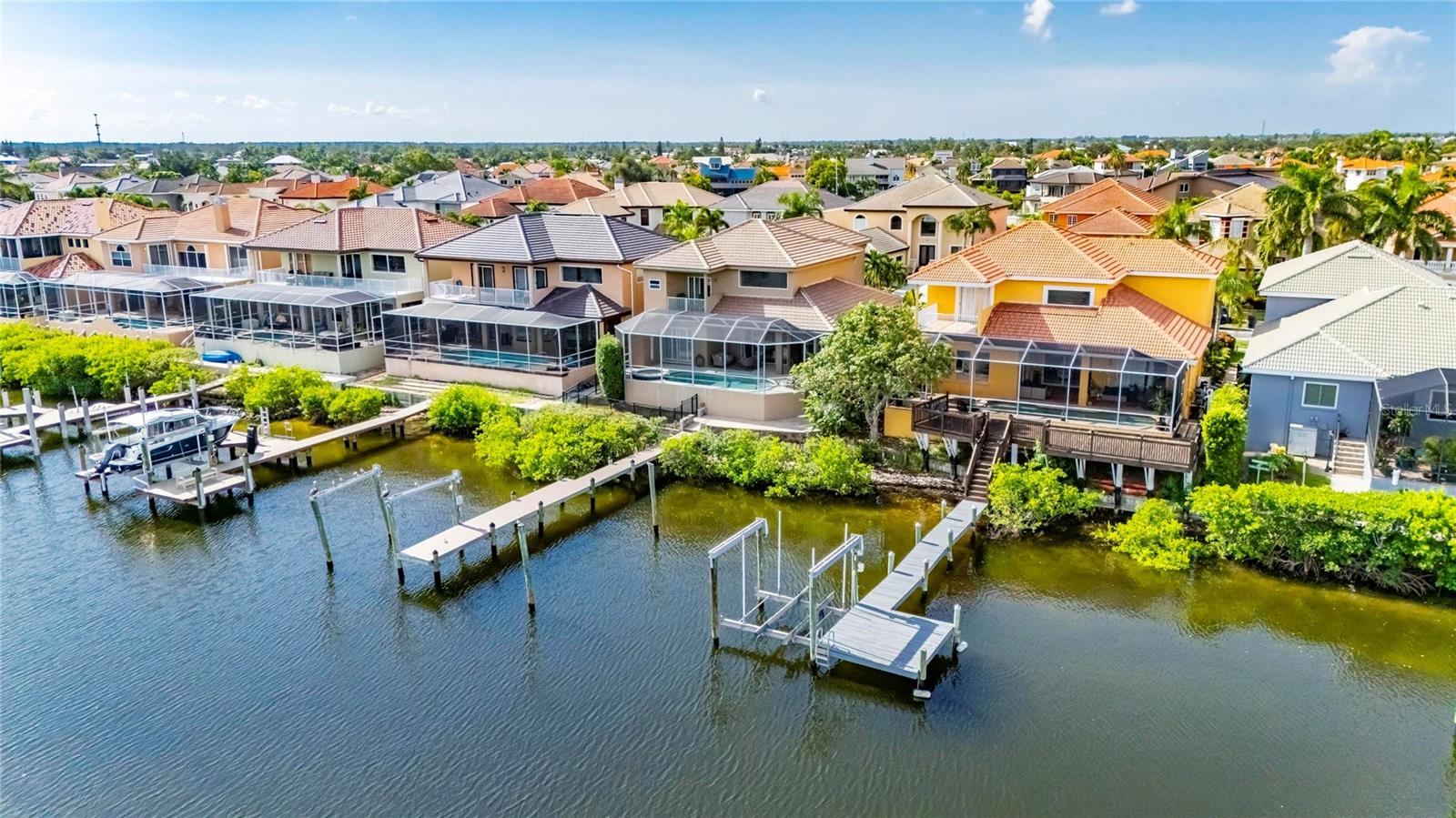 1231 ACAPPELLA LN — photo 94