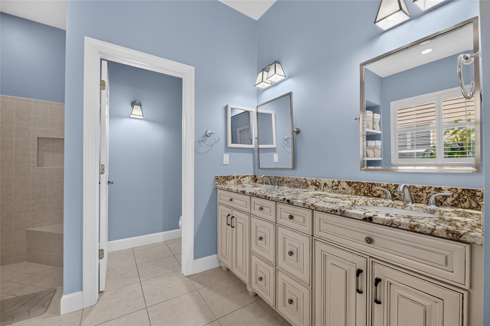 1231 ACAPPELLA LN — photo 45