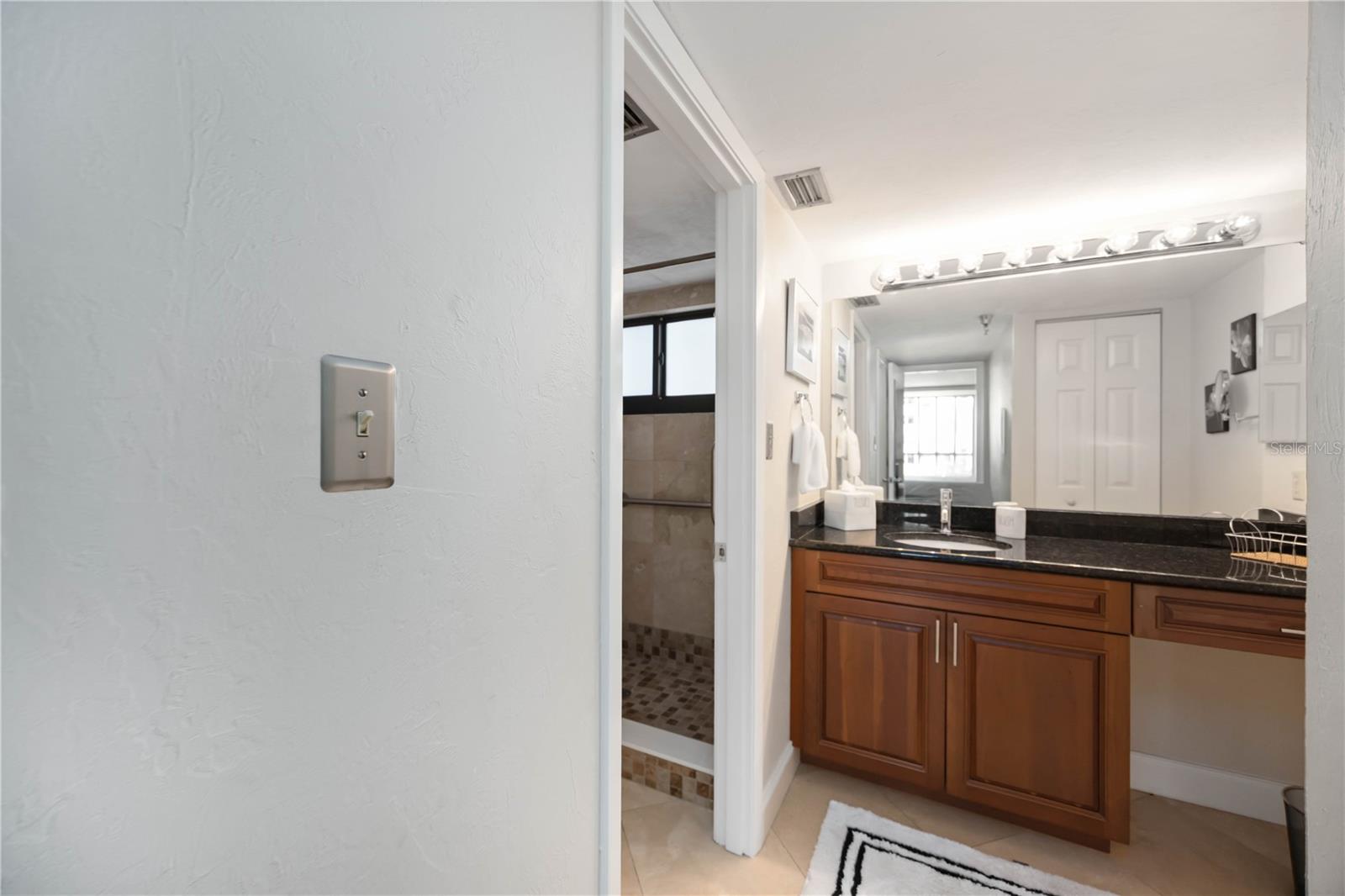 11 SUNSET DR #505 — photo 33