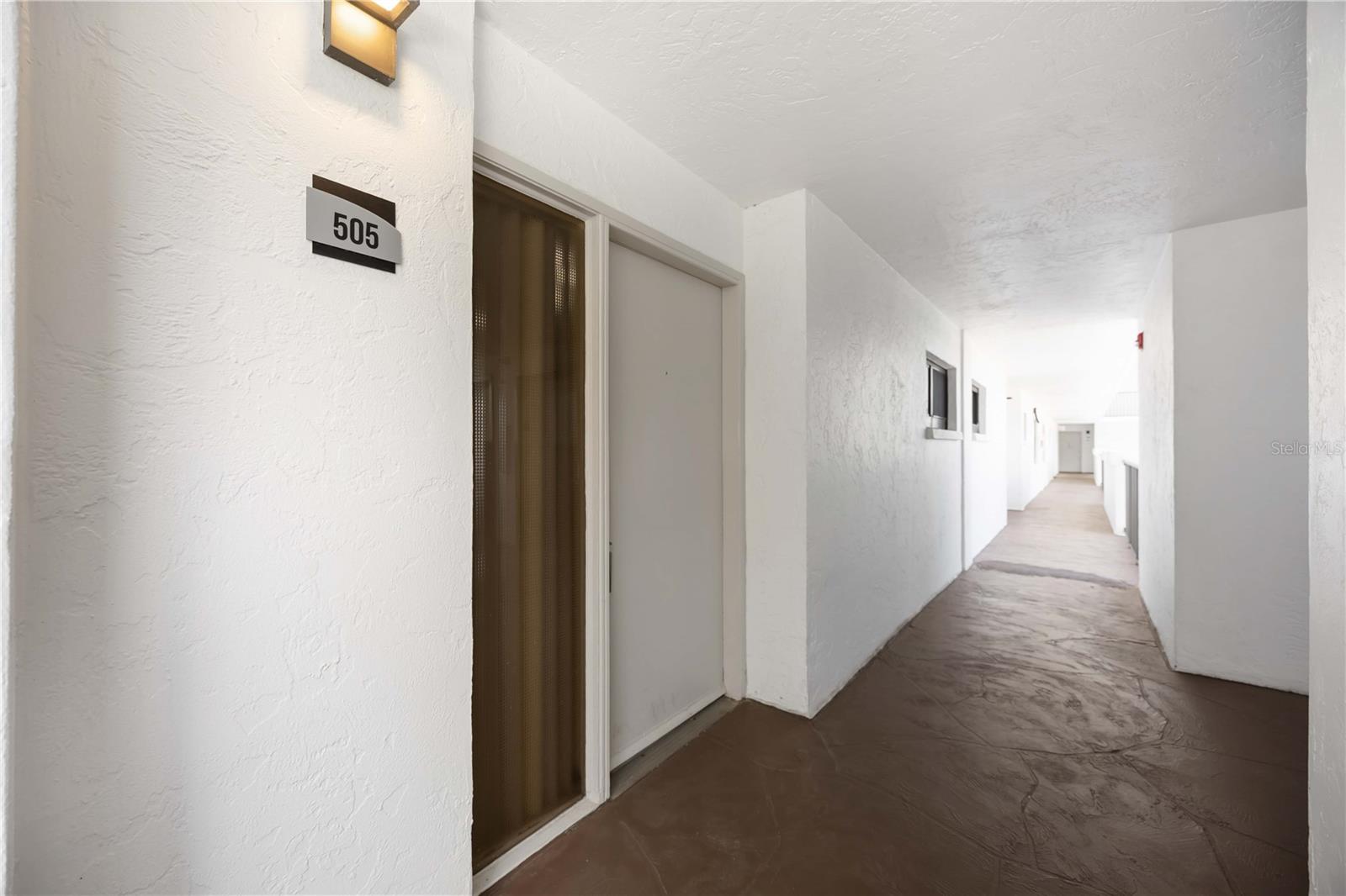 11 SUNSET DR #505 — photo 3