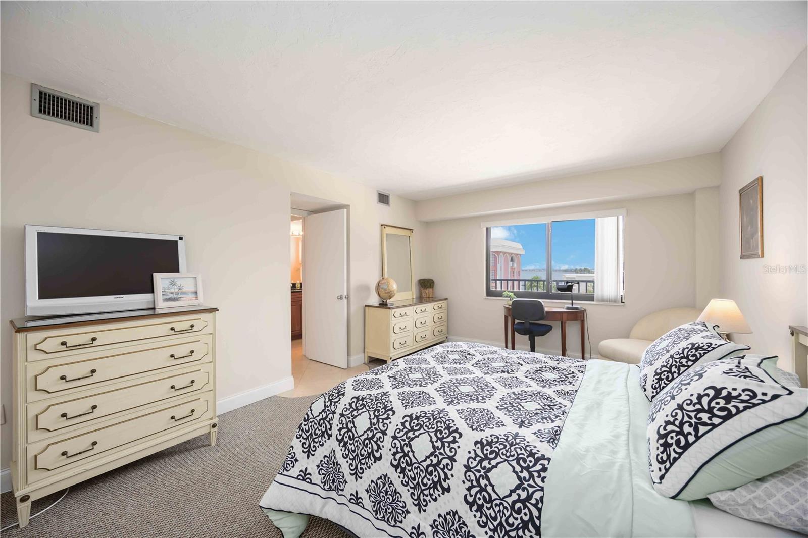 11 SUNSET DR #505 — photo 44