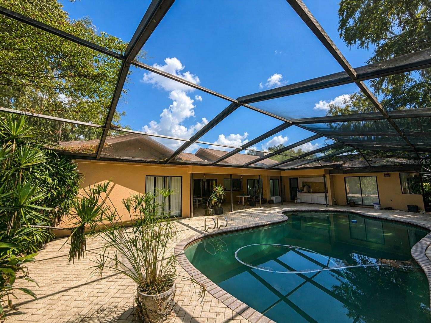 6701 PEMBERTON VIEW DR — photo 4