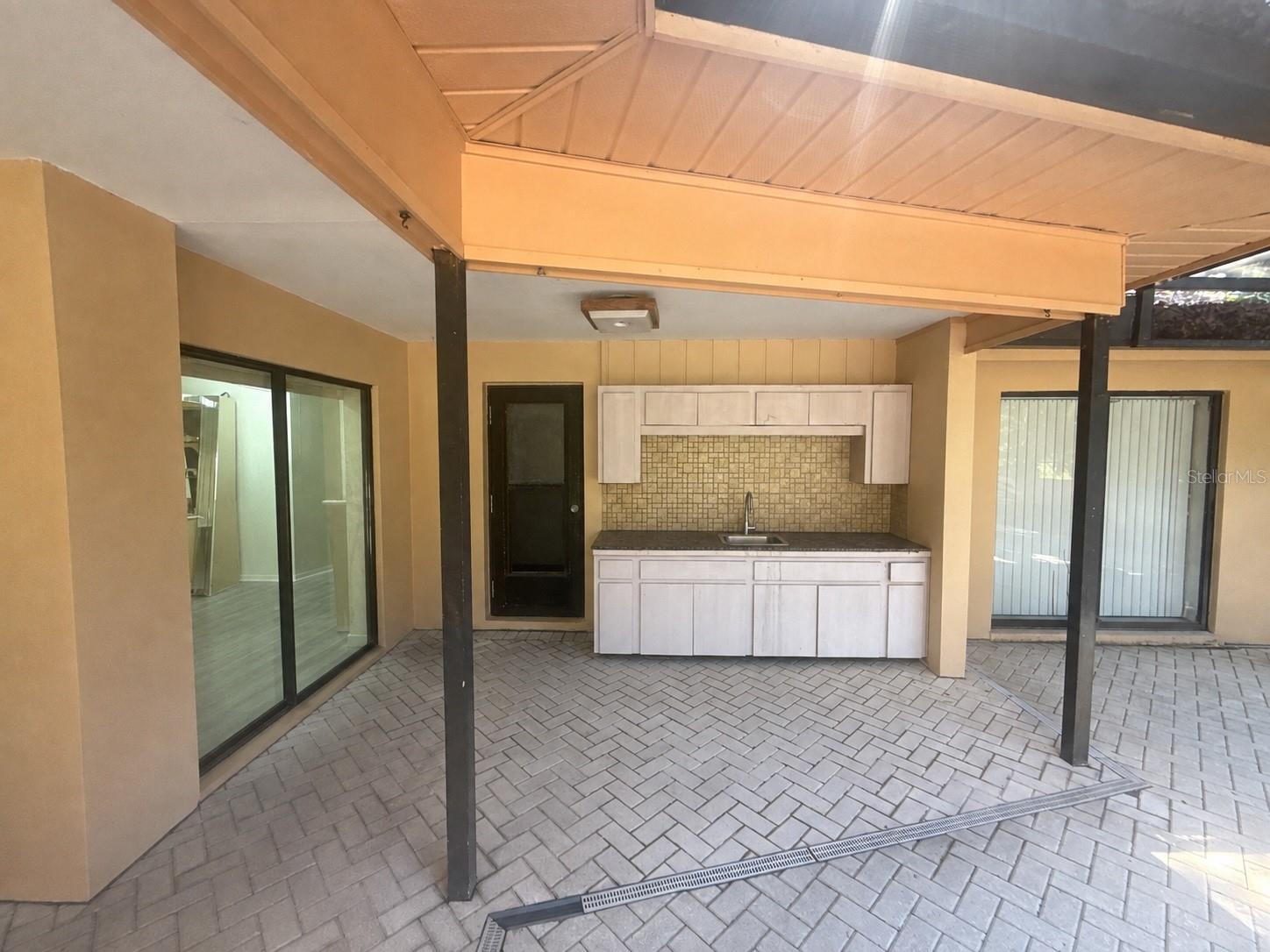 6701 PEMBERTON VIEW DR — photo 5