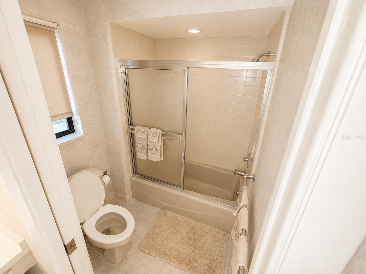 6701 PEMBERTON VIEW DR — photo 27