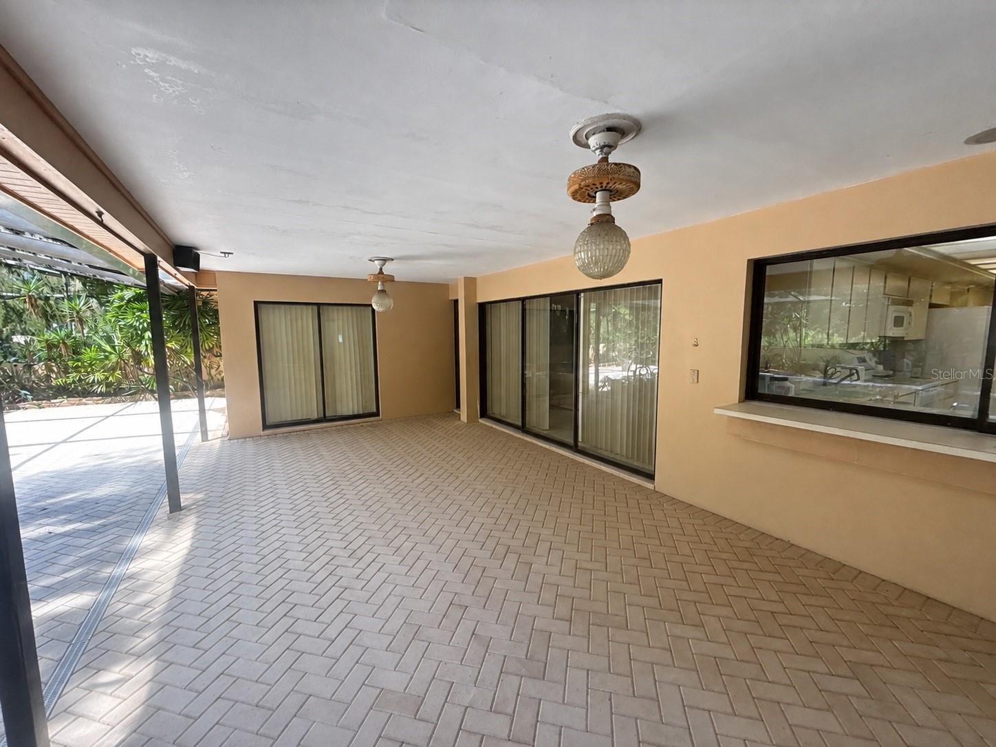 6701 PEMBERTON VIEW DR — photo 6
