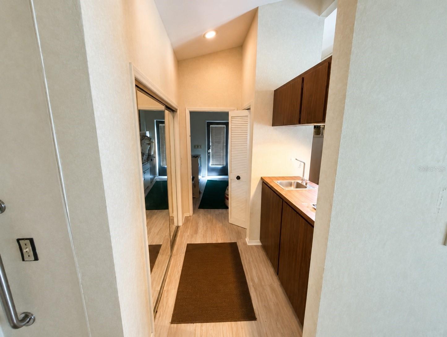 6701 PEMBERTON VIEW DR — photo 19
