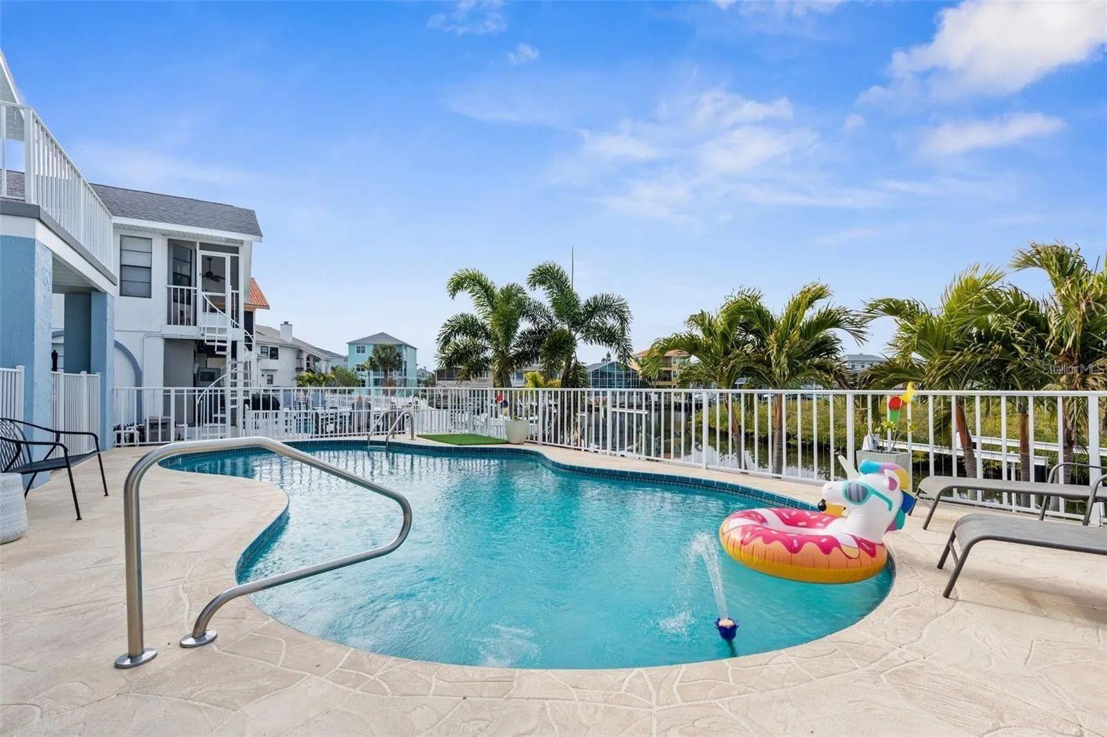 6029 BAYWAY CT — photo 4